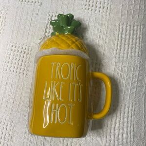 Yellow Pineapple Ceramic Mug